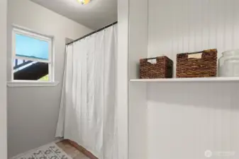 Lower-level Primary En-Suite