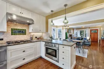 Stylish pendant lighting, too!