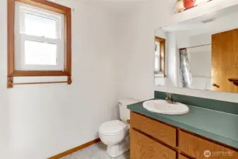 Full bath on upper level.