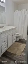 2nd bathroom