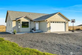 Welcome to 8903  Stonecrest RD. NE.