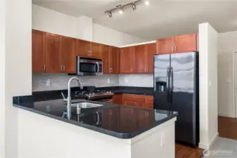 VIRTUALLY STAGED - A spacious flex room offers endless possibilities—ideal for a home office, craft room, guest space, or whatever suits your lifestyle