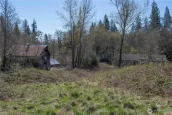 Barn and house from pasture area
