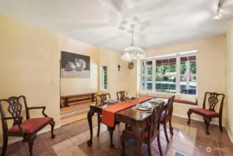 Formal dining room to right upon entry.