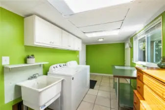 Lots of storage in laundry room