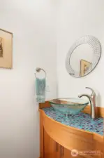 1/2 Bath off Entry