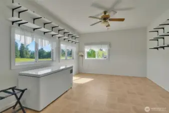 Extra finished room w a closet and views!