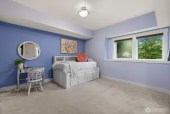 4th bathroom