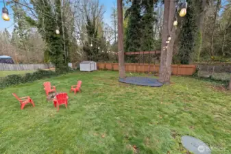 Adults can relax while the little ones play alongside - everyone is happy!