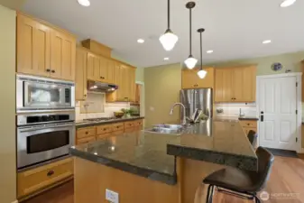 Custom chef's kitchen is ready to entertain!