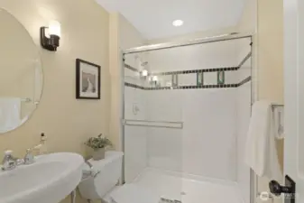 A quick shot of the main flor 3/4 bath.