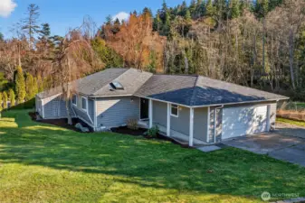 Experience the beauty of Skagit County living in this sought-after location.