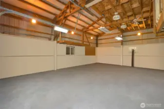 Shop has lots of room also with a partial loft for more storage
