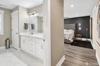 Main suite upper bedroom