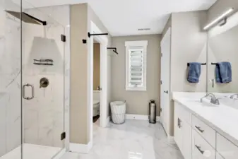 custom walk in tiled shower