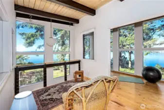 Open space on the second floor for the office or yoga space or maybe just kick back and enjoy the view.