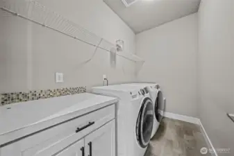 Laundry room 2nd floor