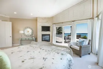 Primary with HUGE views to San Juans, Pt Whitehorn and beyond