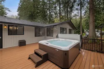 Hot tub to convey!