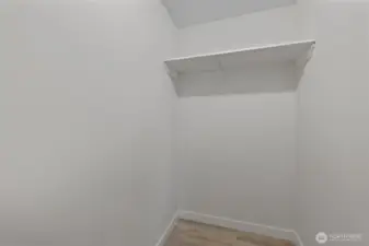 Walk in Closet