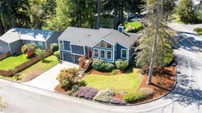 Picturesque corner lot!