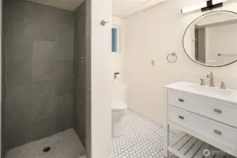 lower level 3/4 bathroom