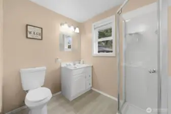 Primary 3/4 ensuite with stand up shower