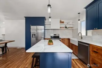 Beautifully fully re-designed kitchen