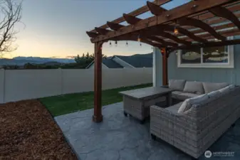 Built-in pergola