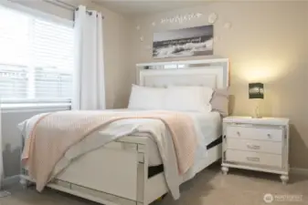 2nd level bedroom (2)