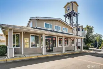 Clubhouse & workout area.