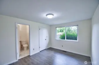 Full bath access from primary bedroom