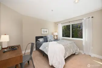 Secondary bedroom
