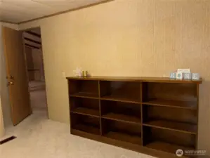 Second bedroom entry