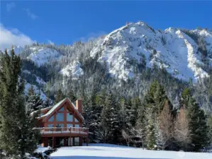 Home sits just under Peoh Point.