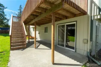 walk out patio from bonus room