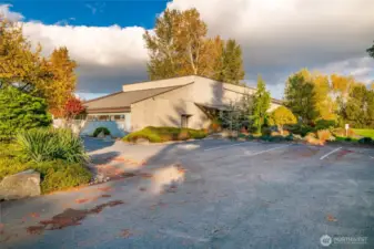 Pool house