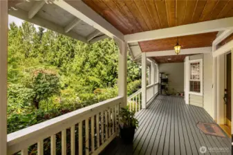 Full Length Covered Front Porch
