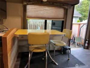 What a fun retro table and chairs.