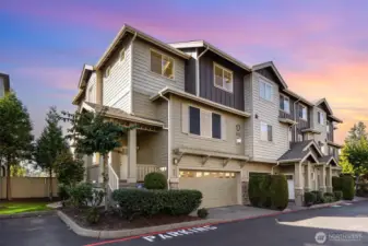 Welcome to this spacious 3-level end unit condo in the desirable gated community of Hillcrest Village.