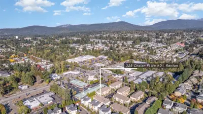 Fantastic location near groceries, restaurants, parks & more!