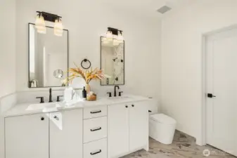 Bath connected to main floor bedroom