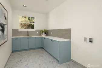Oversized laundry room