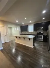 Beautiful kitchen, stainless appliances