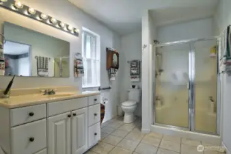 Spacious bath upstairs.