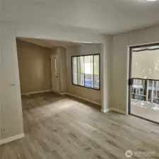 Dining Room looking towards Living Room and large Entry