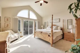 Main floor owner Suite