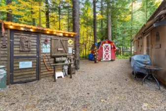 Tool shed on left. Red barn is a bunkhouse!