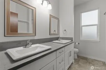 Upstairs hall Bathroom