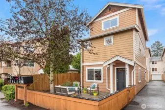 Adorable stand-alone home at an incredible price.